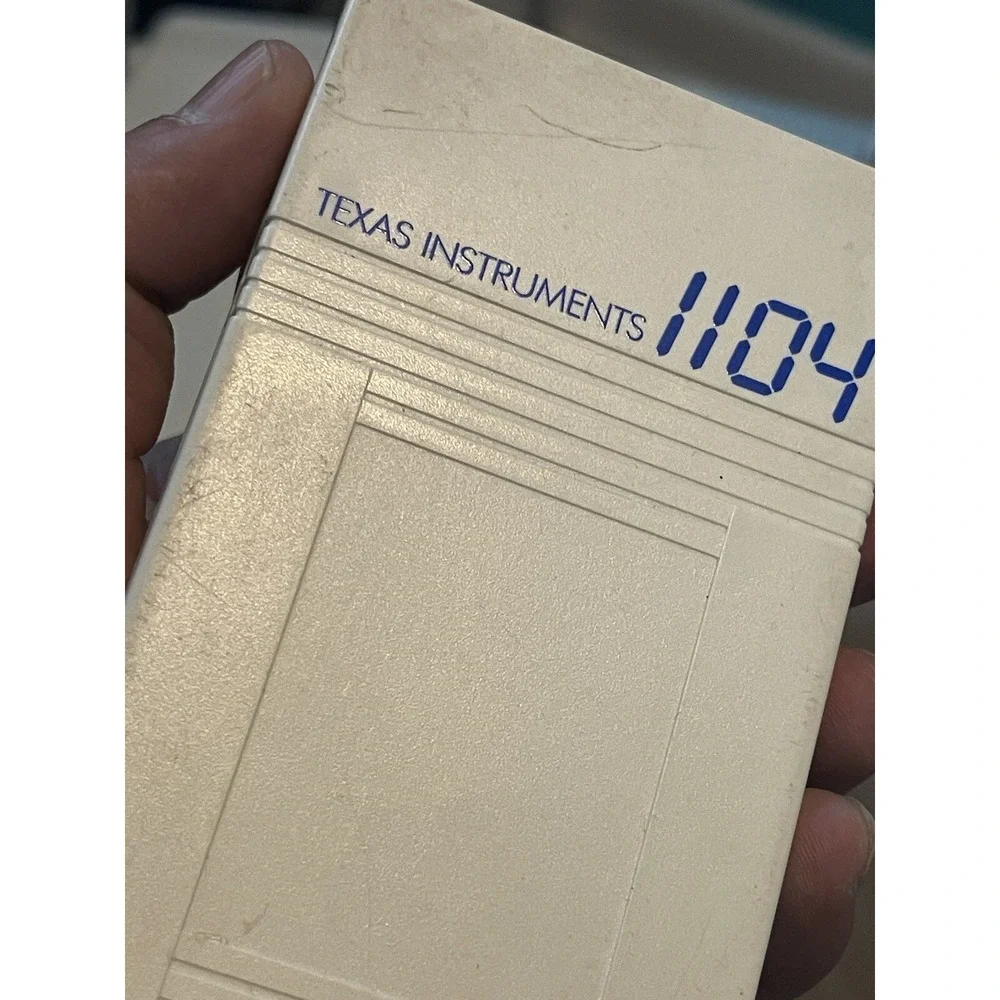 Texas Instruments 1104 Calculator Retro Vintage 80s  white untested